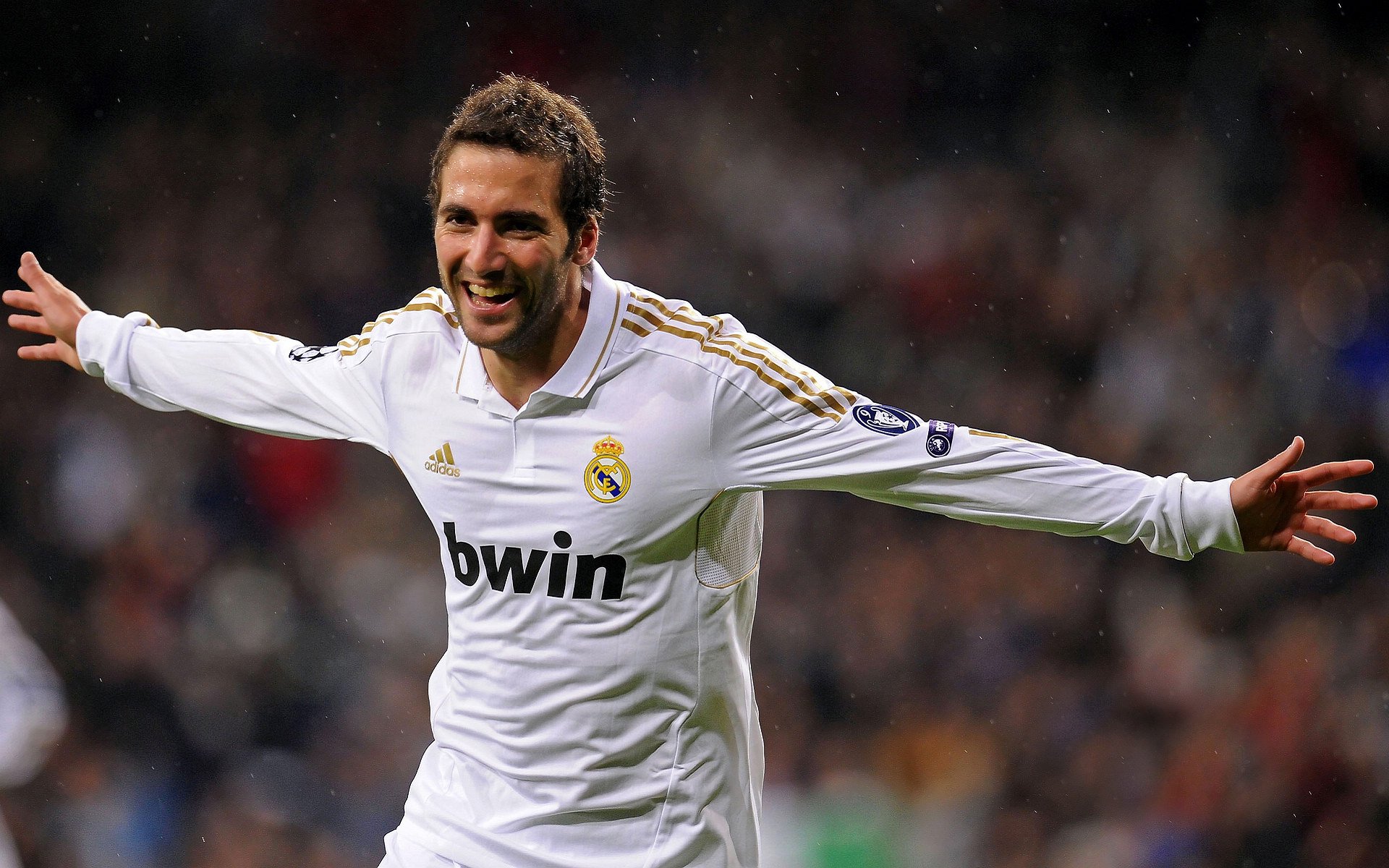 哈特尔浦高位逼抢见效,维多利亚公园冲刺,哈特维尔特